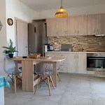 Evagelia Luxury 3 *