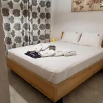 Evagelia Luxury 3 Nikiana